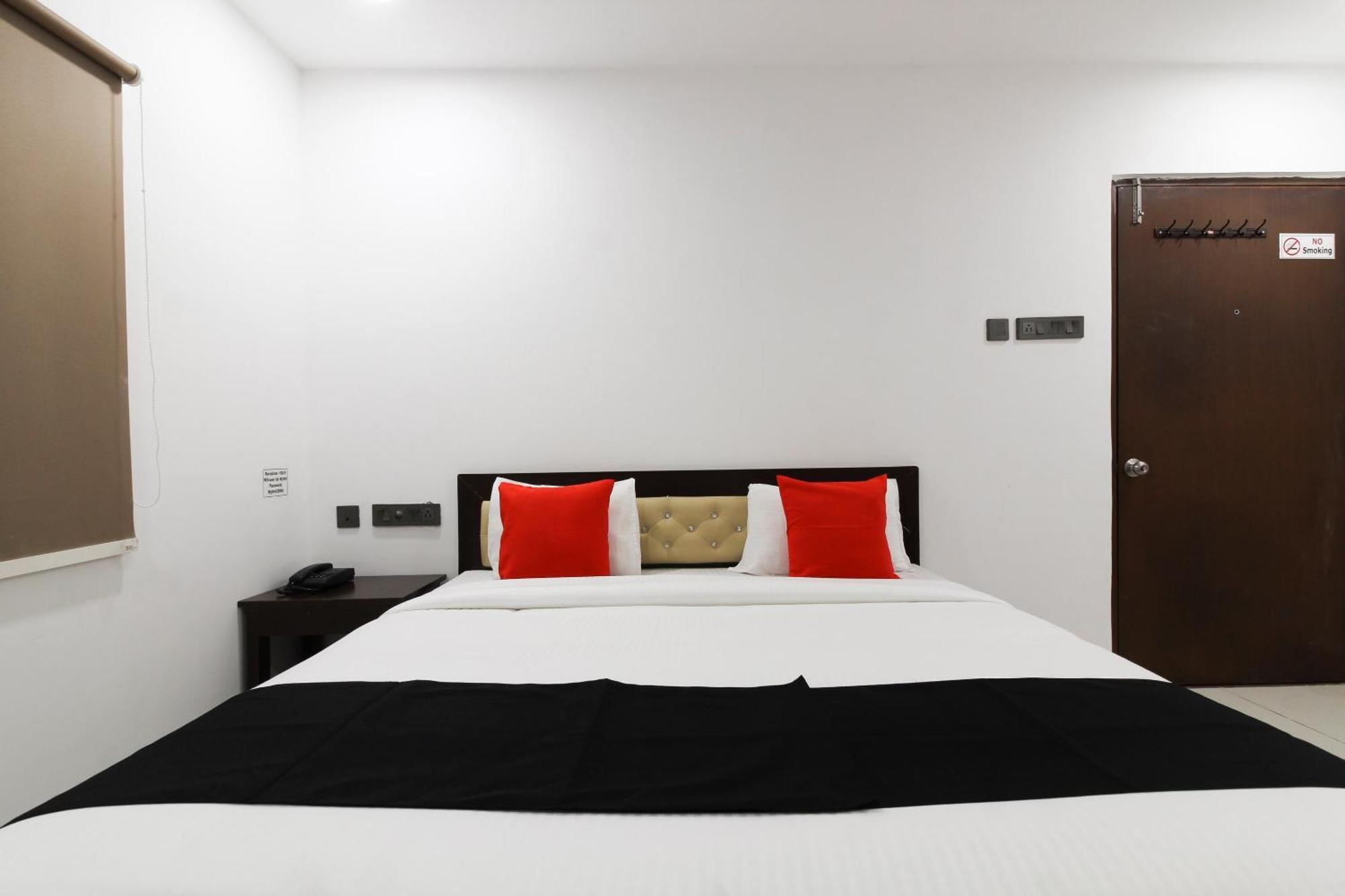 Super Mythri Hotel Near By Ecil, As Rao Nagar, Sainikpuri Maula Ali Zewnętrze zdjęcie