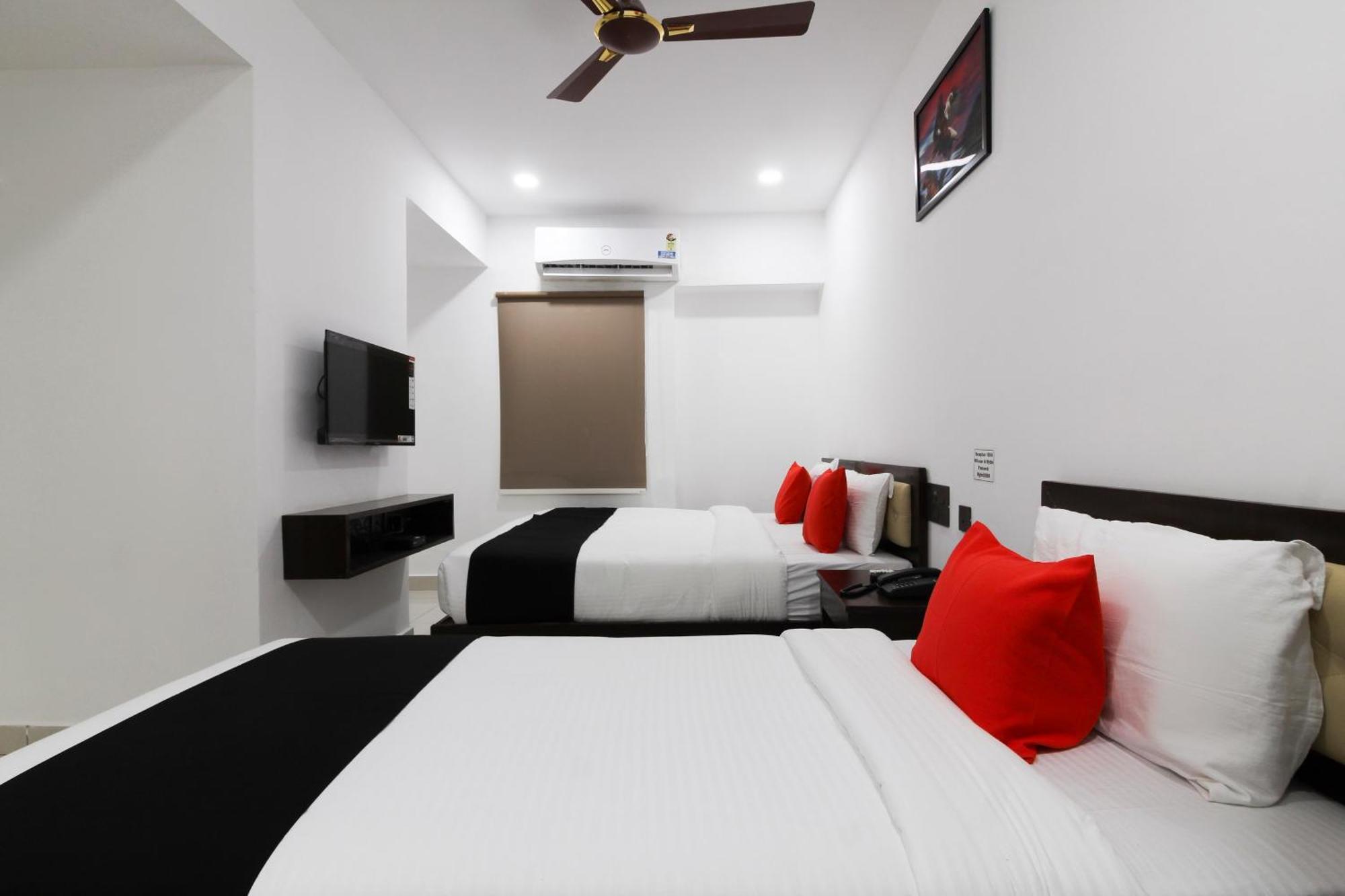 Super Mythri Hotel Near By Ecil, As Rao Nagar, Sainikpuri Maula Ali Zewnętrze zdjęcie
