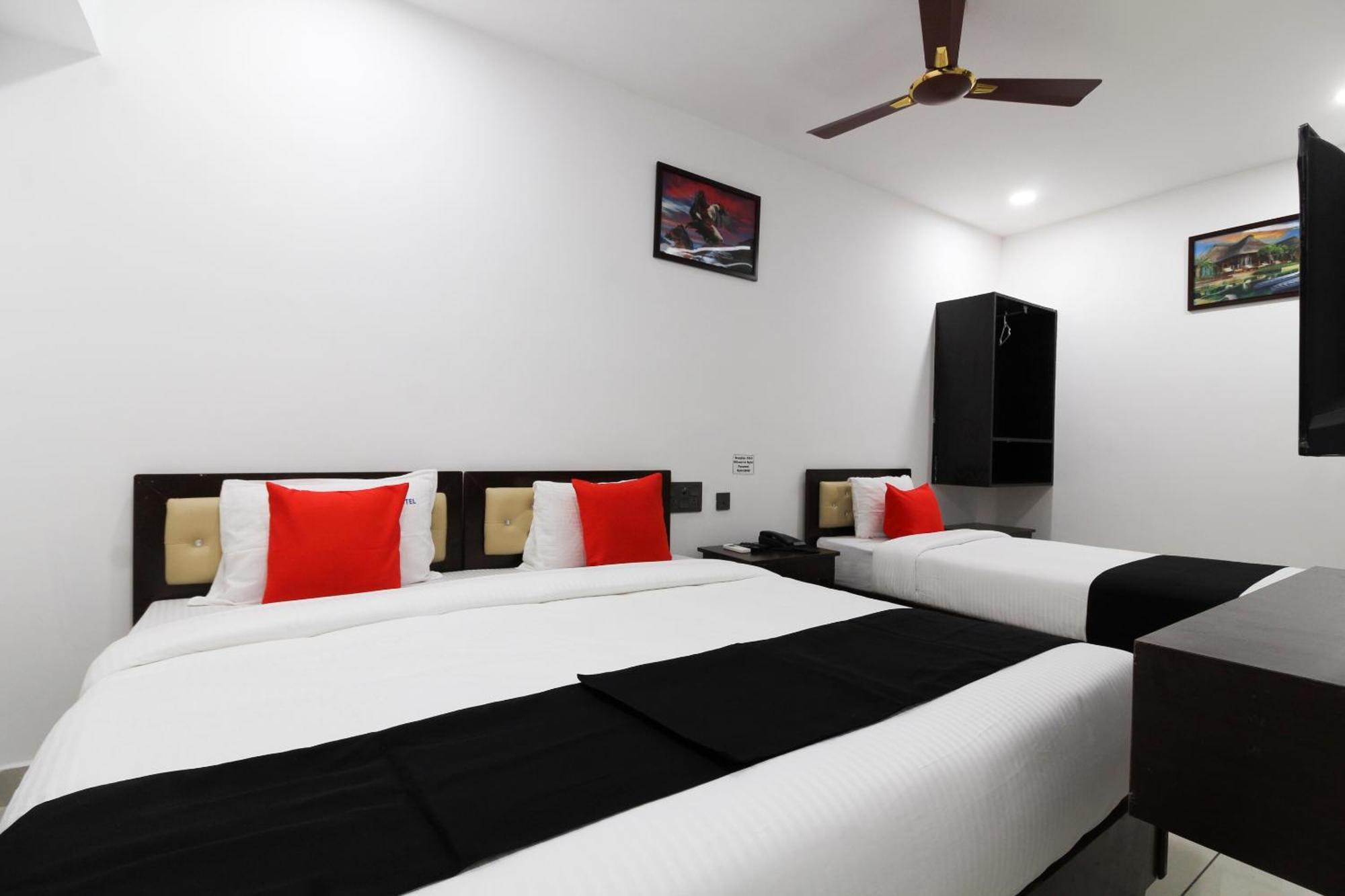 Super Mythri Hotel Near By Ecil, As Rao Nagar, Sainikpuri Maula Ali Zewnętrze zdjęcie